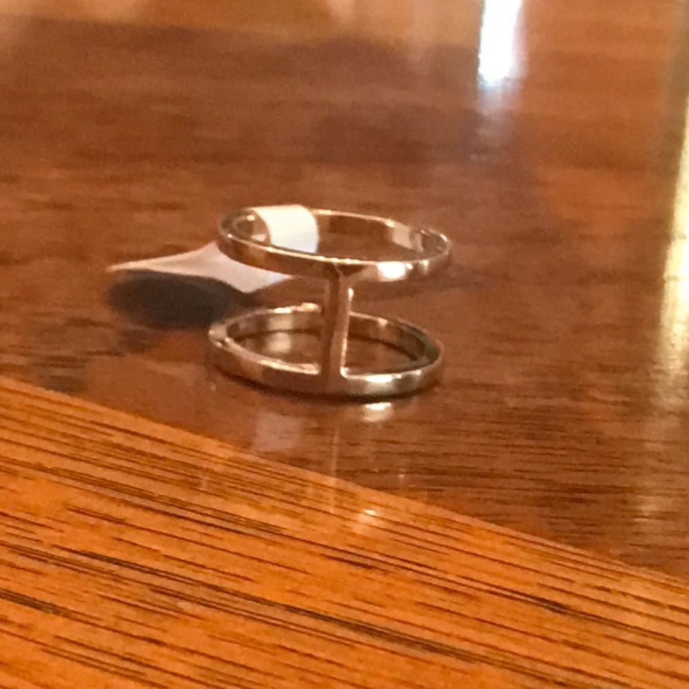 TRADED Gold Double Band Ring - Picture 4 of 4